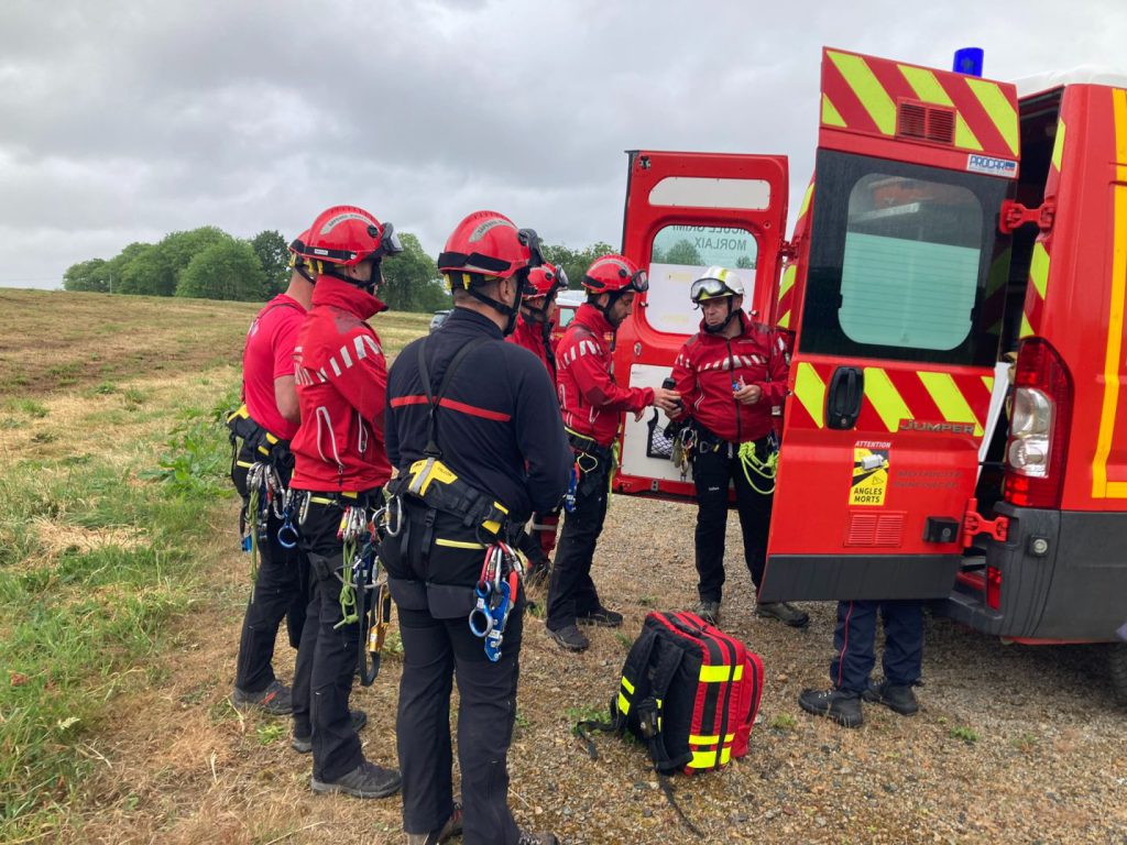 Exercice de sécurité au parc éolien de Ty-Ru: équipe de sapeurs-pompiers du Finistère, Renantis